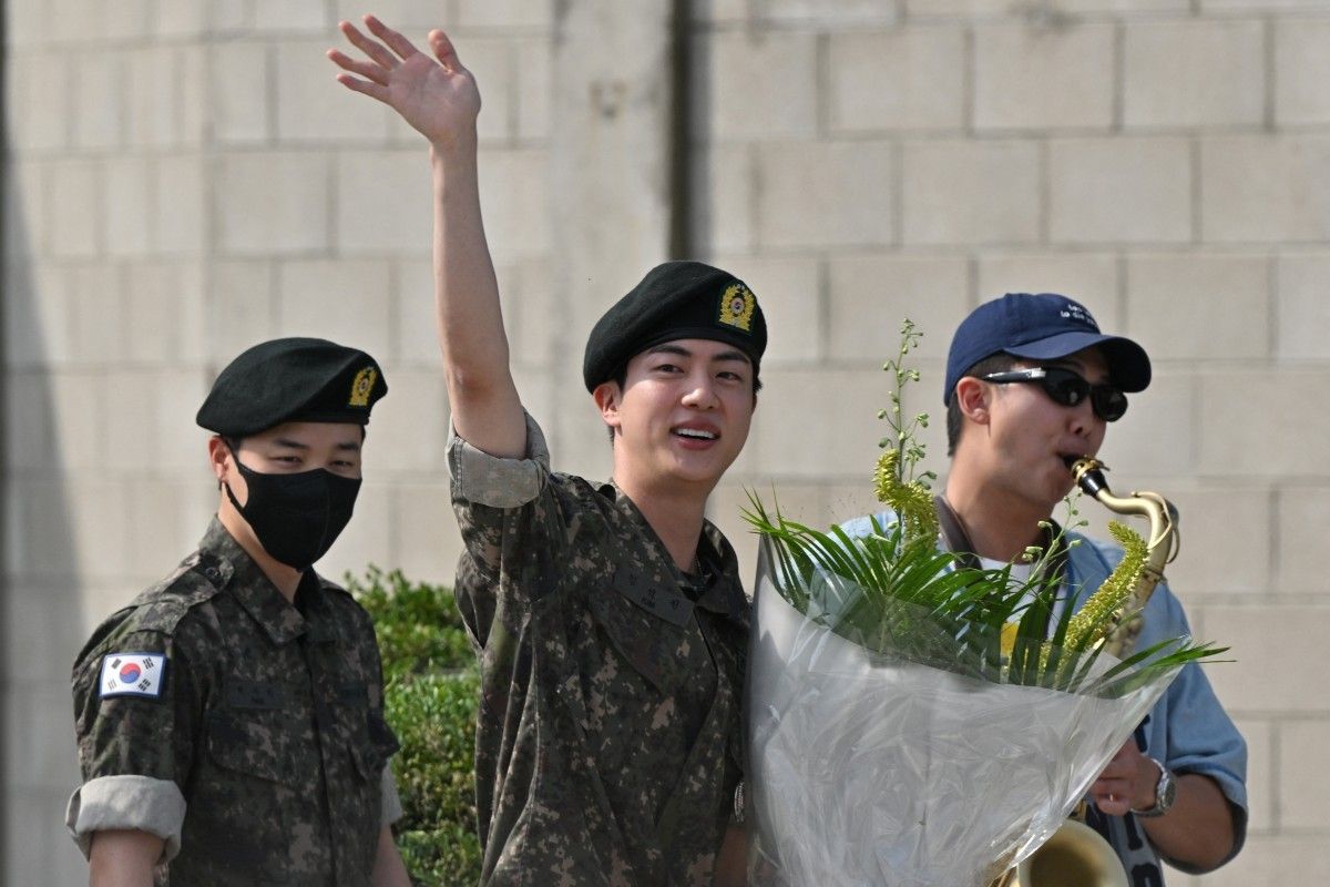 BTS’s Jin to Serve as Olympic Torchbearer in Paris