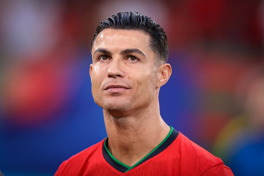 Cristiano Ronaldo Becomes YouTube Sensation with 24 Million Subscribers in One Day