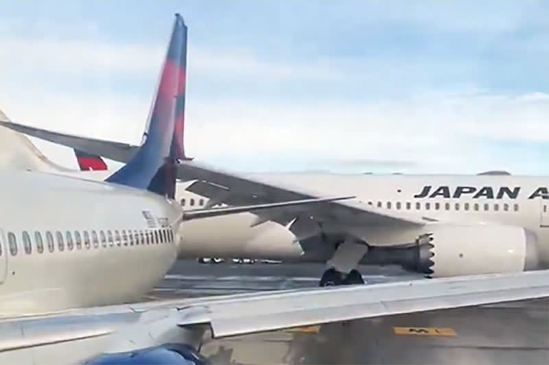 Japan Airlines Plane Clips Parked Delta Jet at Seattle Airport