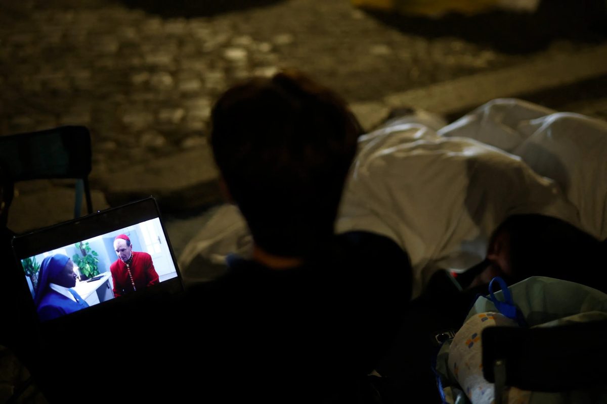 Cardinals Turn to Ralph Fiennes Film as Unlikely Conclave Guide