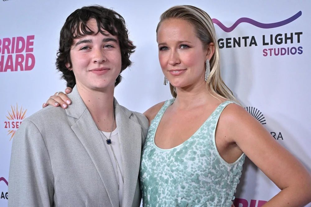 Anna Camp Defends Relationship with Jade Whipkey After Red Carpet Debut