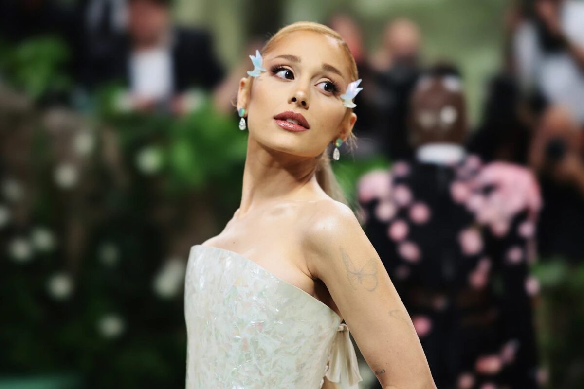 Ariana Grande Confirms 2026 Tour With Five Nights in London