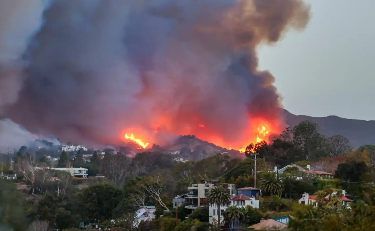 Suspect in Palisades Fire Pleads Not Guilty in Los Angeles