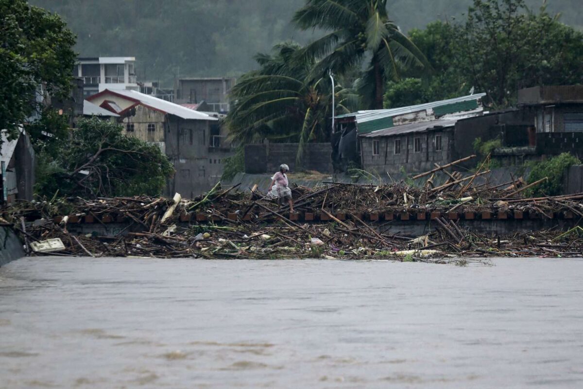 Super Typhoon Fung-wong Slams Philippines Forcing Mass Evacuations