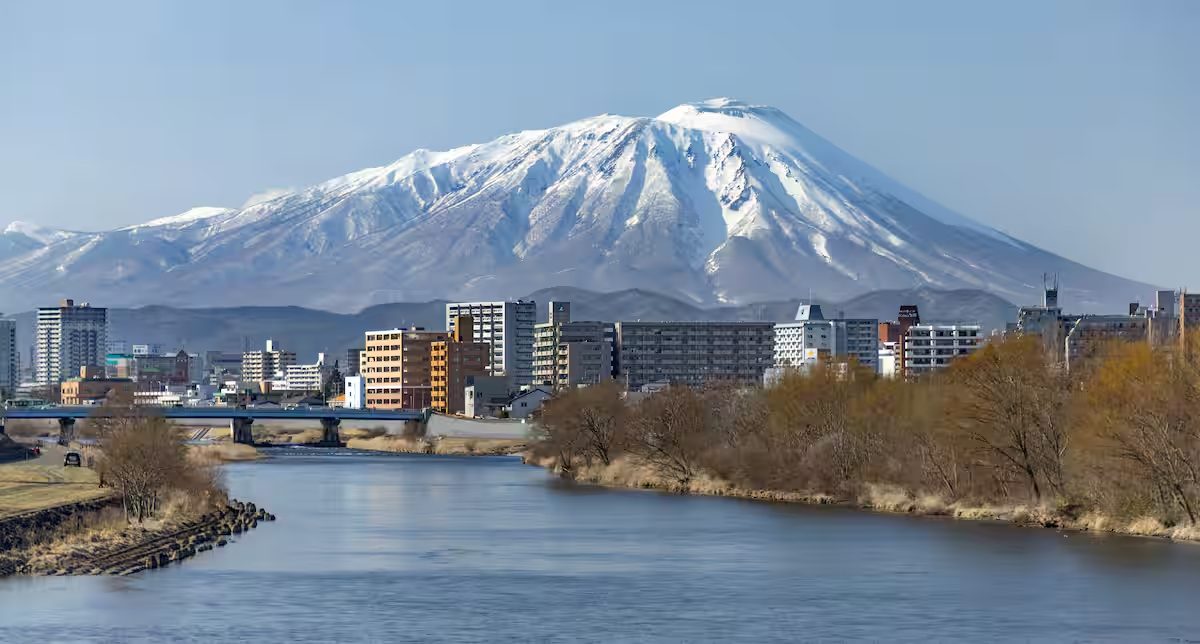 Strong Earthquake Shakes Northern Japan as Tsunami Advisory Lifted After Hours