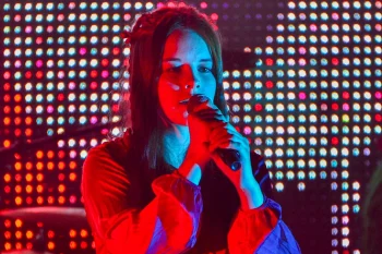 Nell Smith, Young Musician Who Collaborated with Flaming Lips, Dies at 17